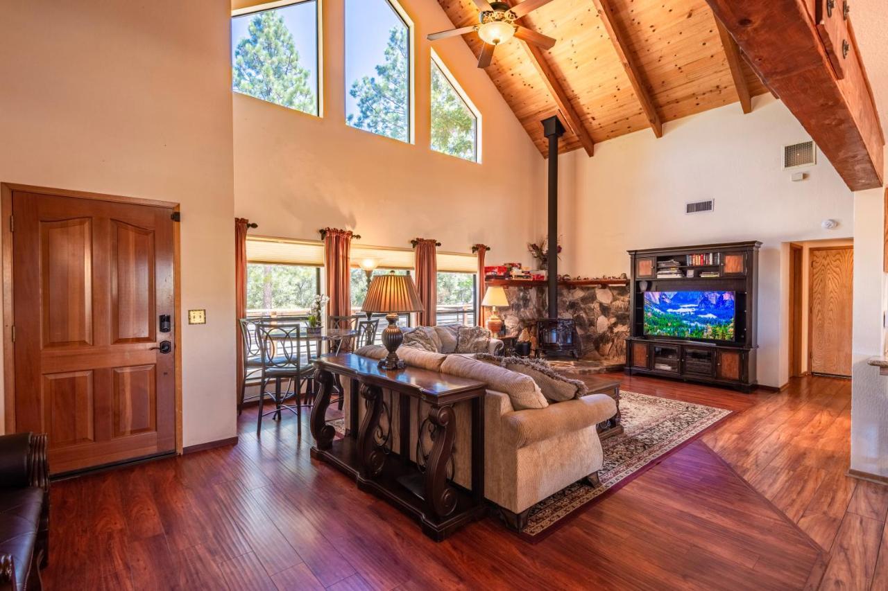 Mountain View Playhouse Near Yosemite & Bass Lake 奥克赫斯特 外观 照片