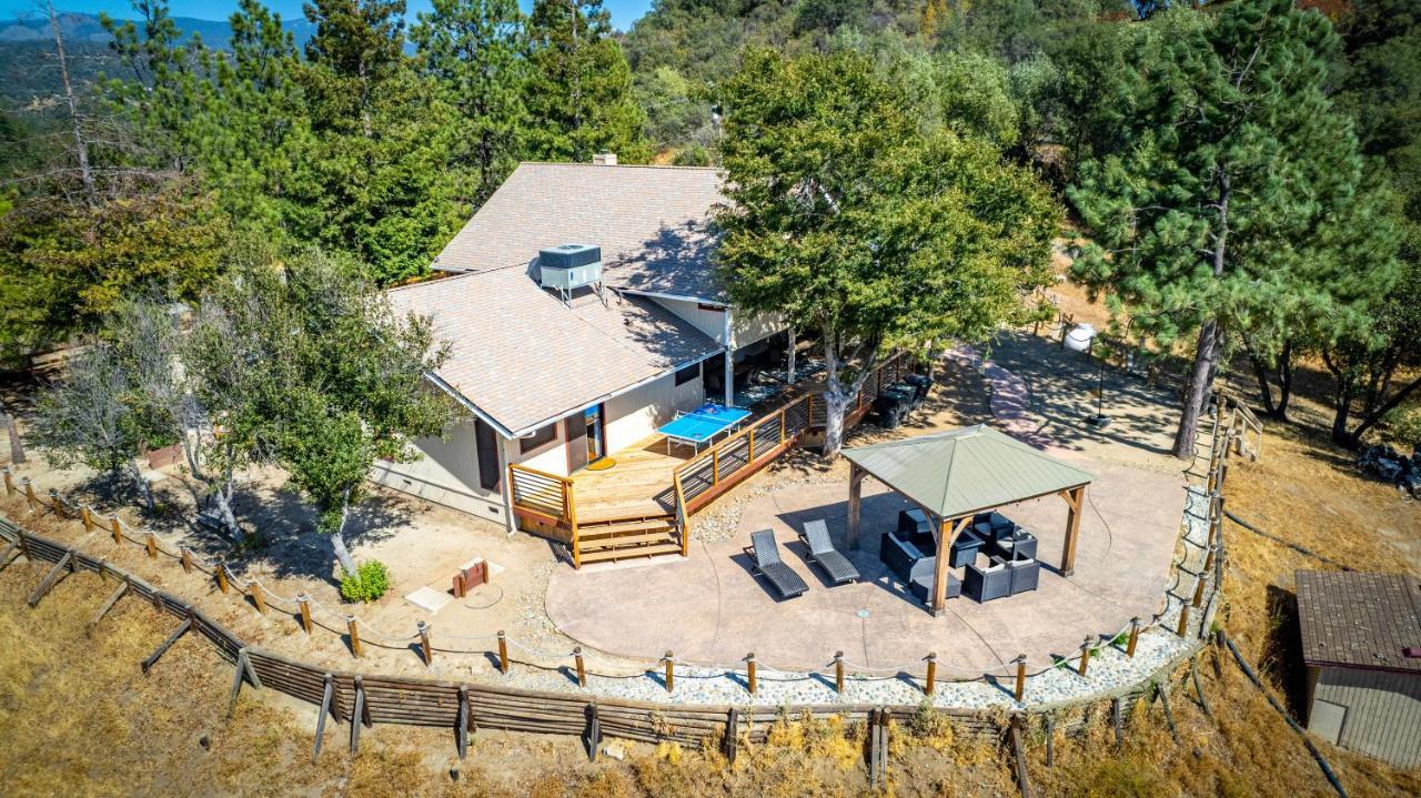 Mountain View Playhouse Near Yosemite & Bass Lake 奥克赫斯特 外观 照片