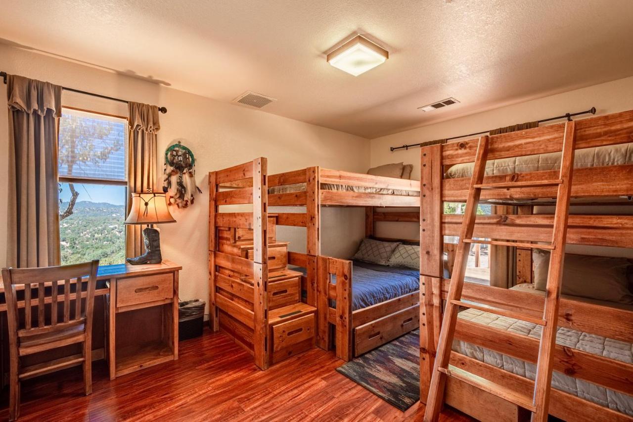 Mountain View Playhouse Near Yosemite & Bass Lake 奥克赫斯特 外观 照片